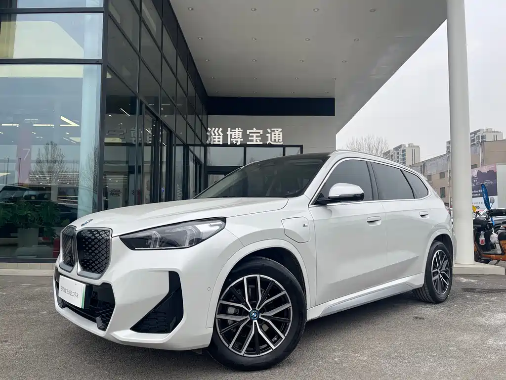 BMW BMW iX1 2023 eDrive25L M Sport Package 2025 - thumbnail 3
