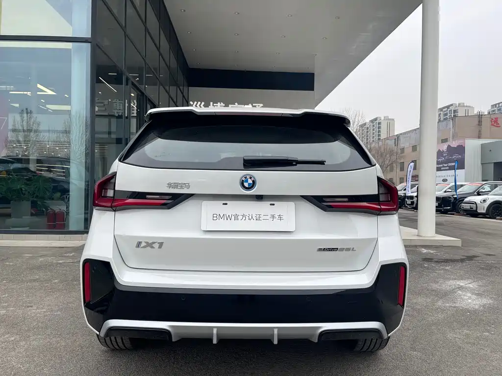 BMW BMW iX1 2023 eDrive25L M Sport Package 2025 - thumbnail 12