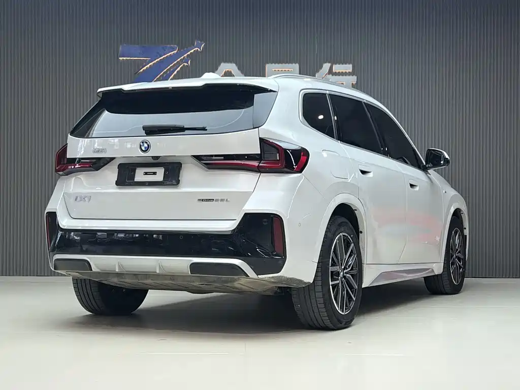 BMW BMW iX1 2023 eDrive25L M Sport Package 2024 - thumbnail 4