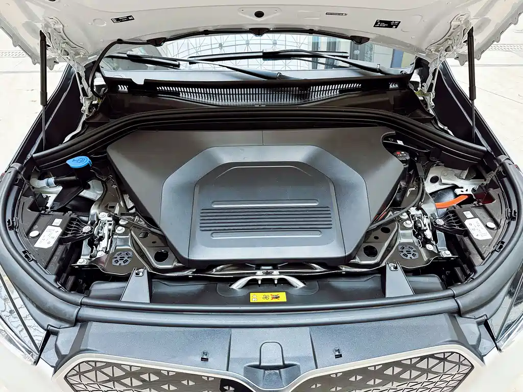 BMW BMW iX1 2023 eDrive25L M Sport Package 2024 - thumbnail 10