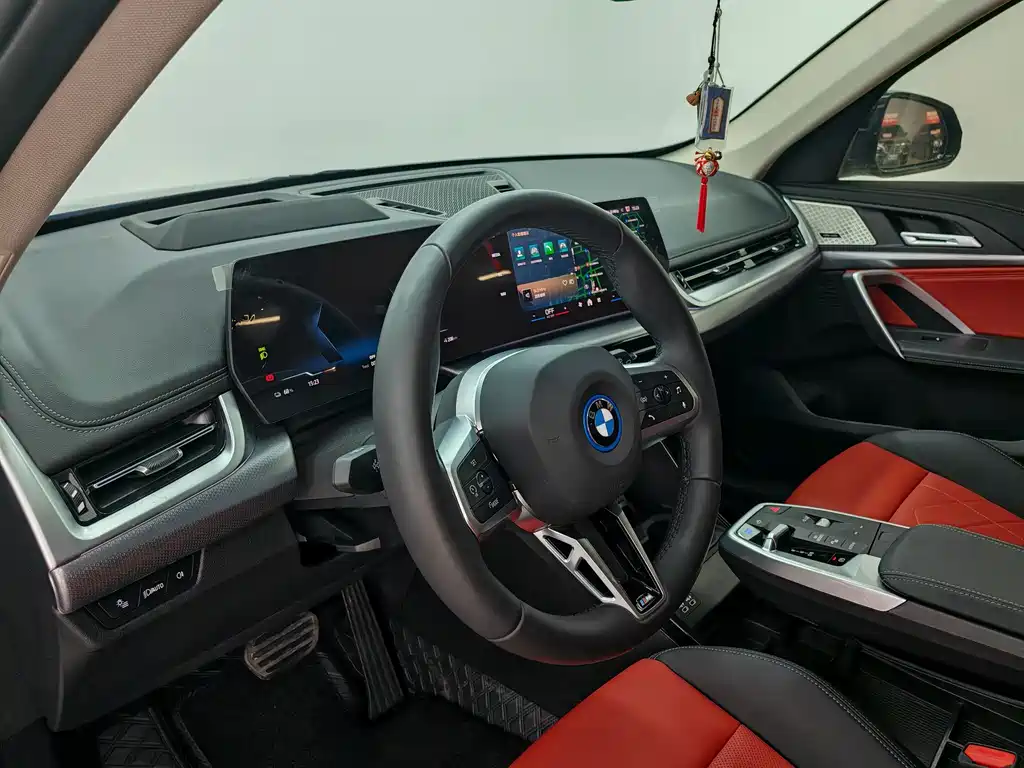 BMW BMW iX1 xDrive30L M Sport Package 2023 2025 - thumbnail 9