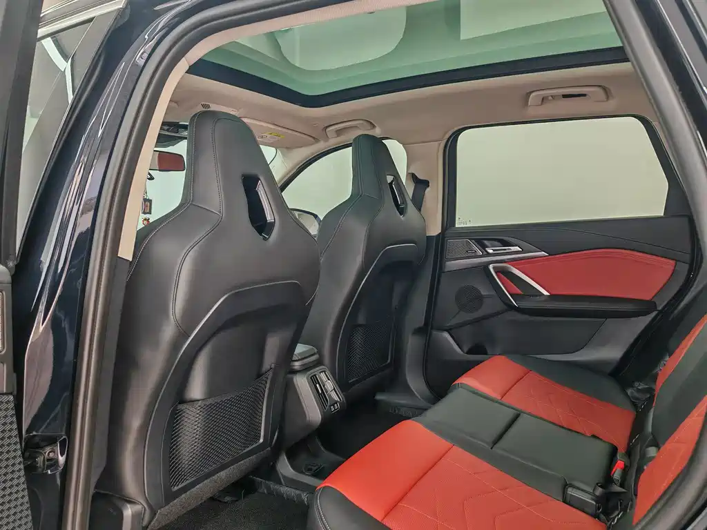 BMW BMW iX1 xDrive30L M Sport Package 2023 2025 - thumbnail 15