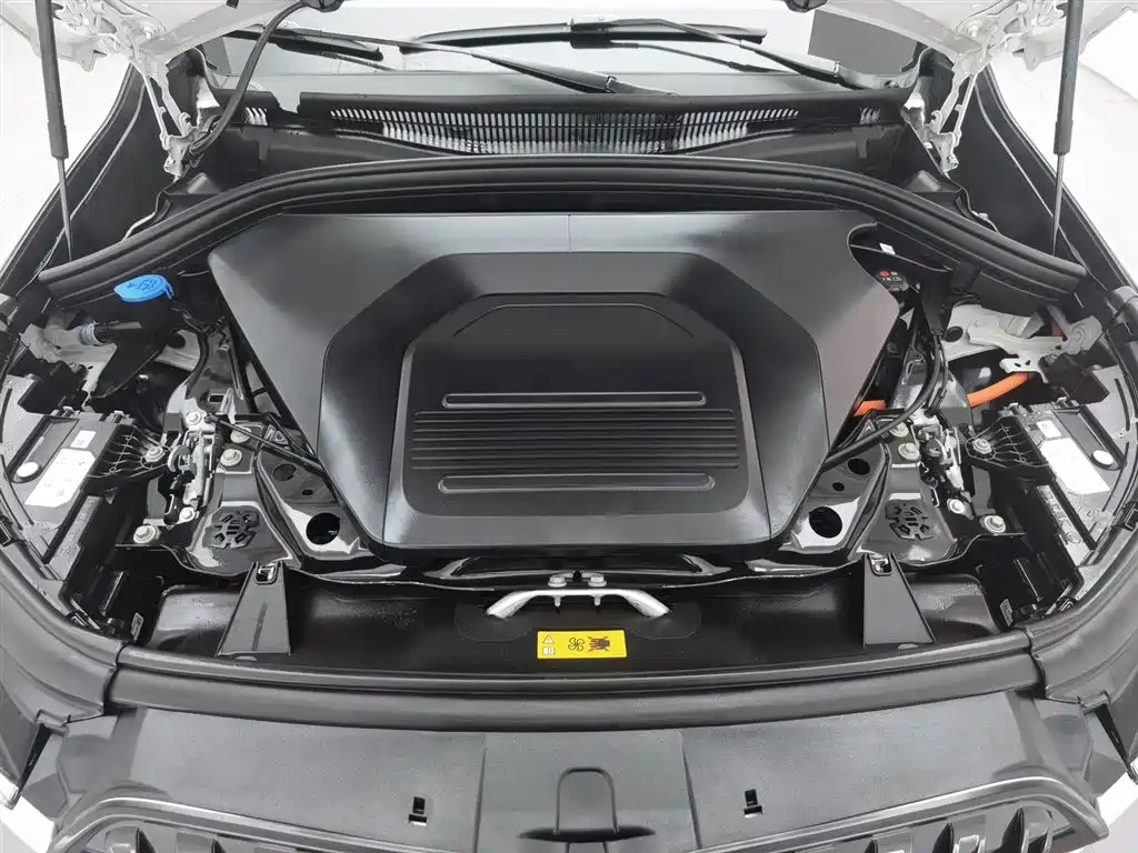 BMW BMW iX1 2023 eDrive25L M Sport Package 2024 - thumbnail 6