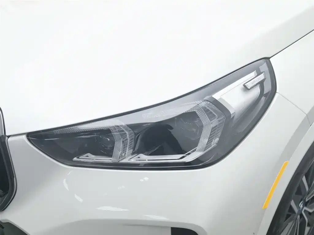 BMW BMW iX1 2023 eDrive25L M Sport Package 2024 - thumbnail 7