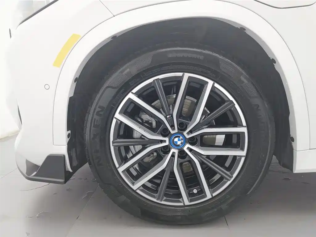 BMW BMW iX1 2023 eDrive25L M Sport Package 2024 - thumbnail 17
