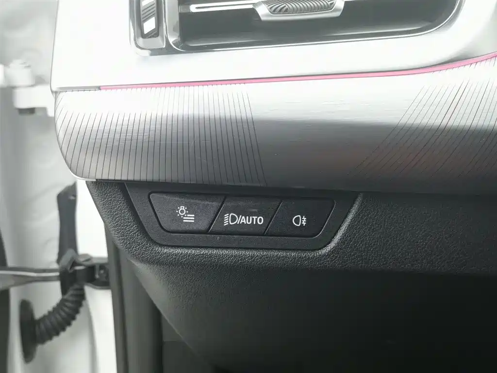 BMW BMW iX1 2023 eDrive25L M Sport Package 2024 - thumbnail 21