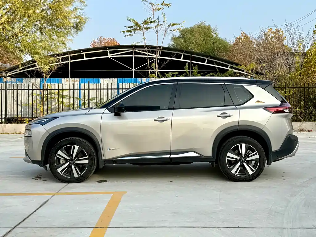 Nissan Qashqai 2023 e-POWER AWD Elite 2023 - thumbnail 8