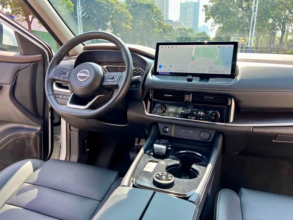 Nissan Qashqai 2023 e-POWER Super Hybrid Dual Motor AWD Luxury Edition 2024 - thumbnail 15