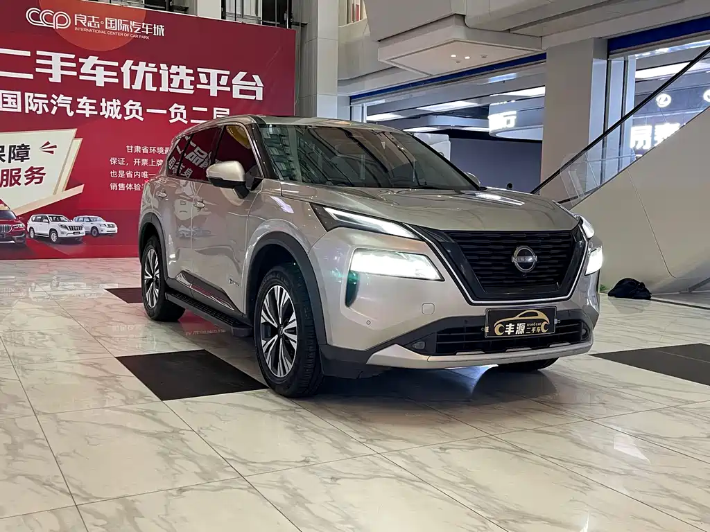 Nissan Qashqai 2023 e-POWER Super Hybrid Dual Motor AWD Luxury Edition 2023 - thumbnail 3