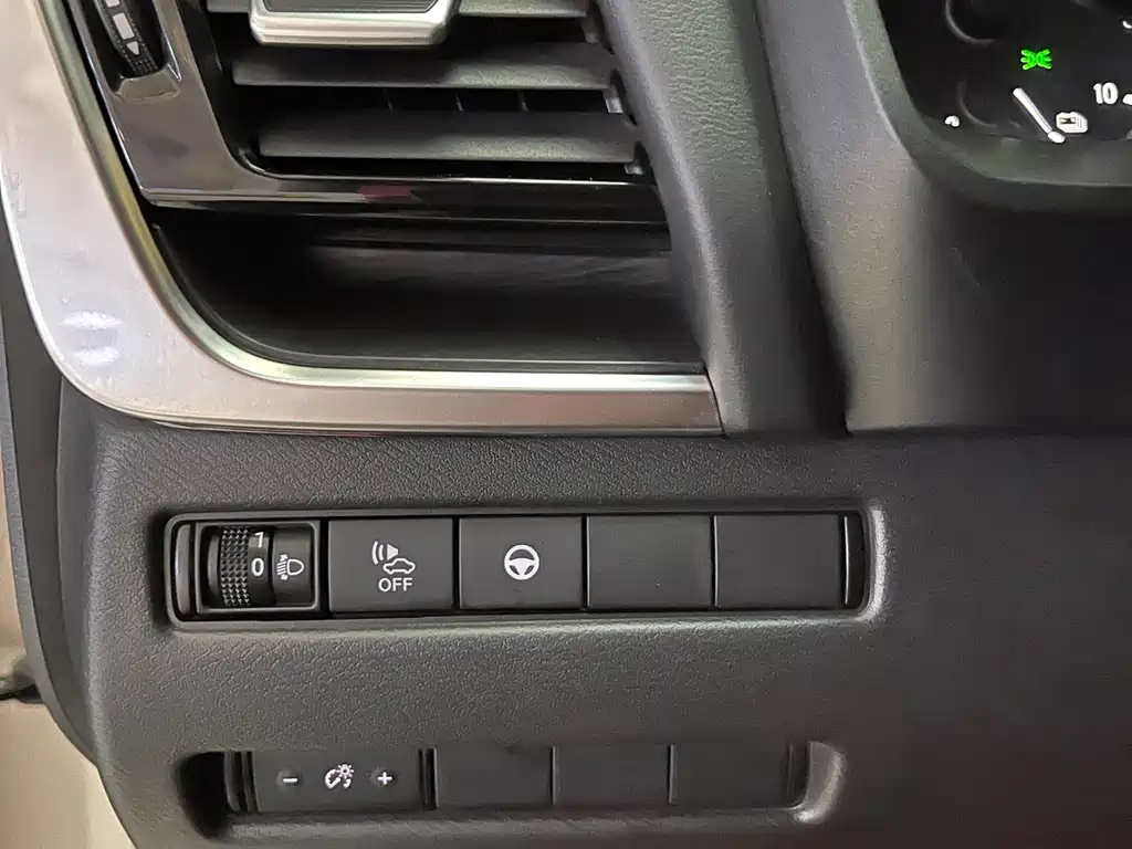 Nissan Qashqai 2023 e-POWER Super Hybrid Dual Motor AWD Luxury Edition 2023 - thumbnail 7