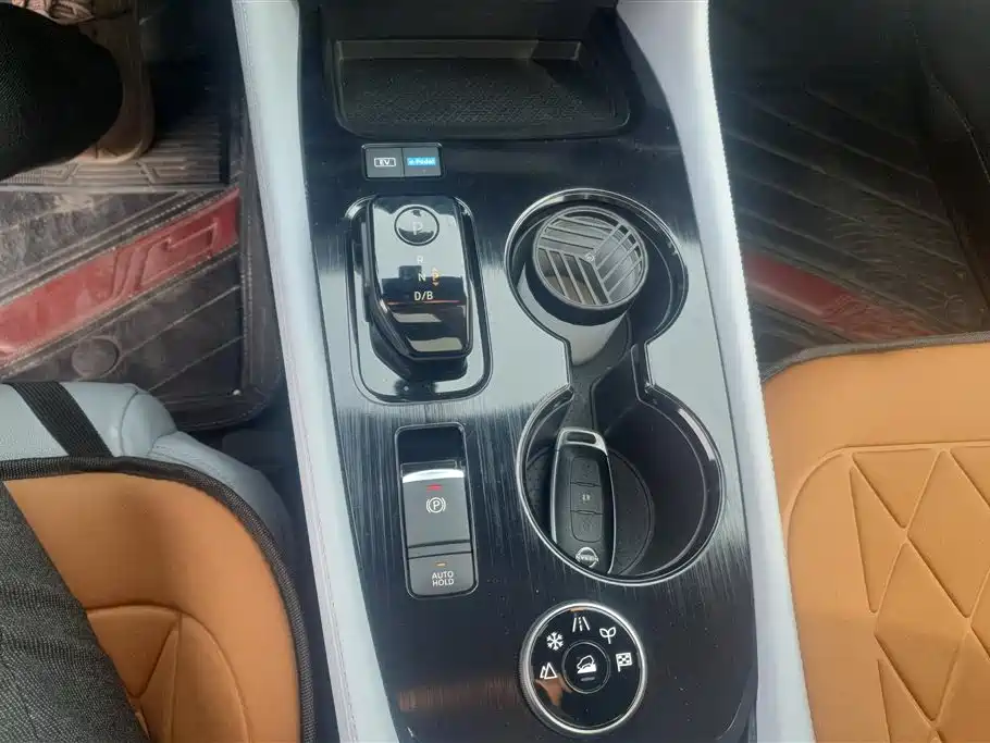 Nissan Qashqai 2023 e-POWER Super Hybrid Dual Motor AWD Luxury Edition 2023 - thumbnail 16