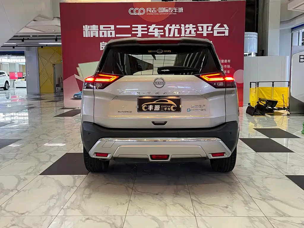 Nissan Qashqai 2023 e-POWER Super Hybrid Dual Motor AWD Luxury Edition 2023 - thumbnail 25