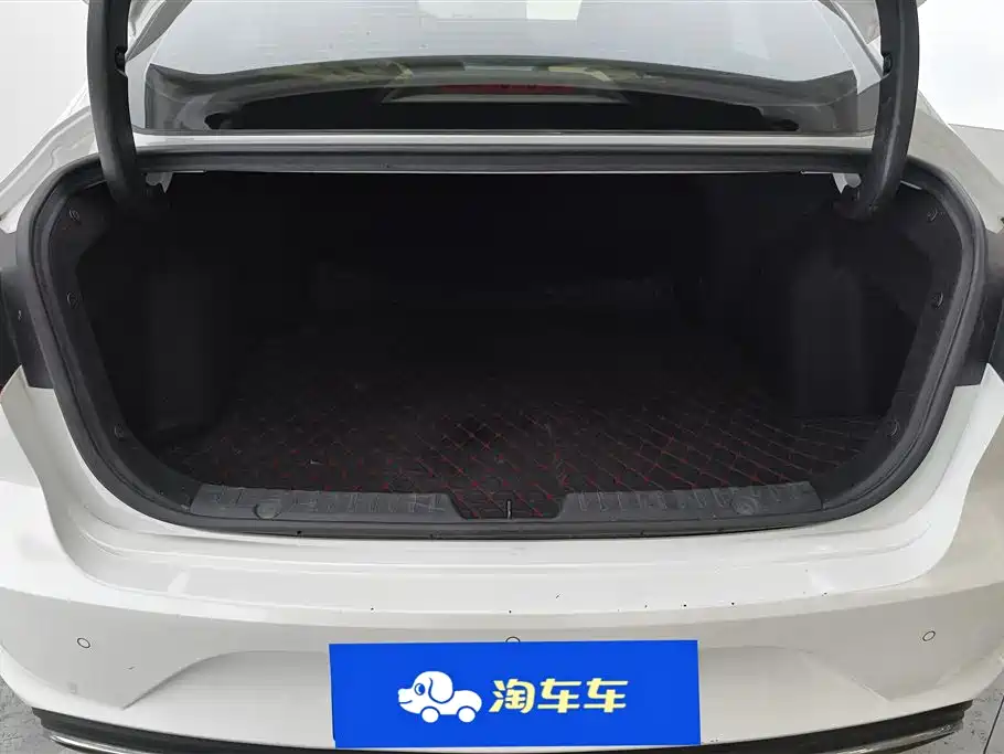 Changan Yidong 2020 PLUS Blue Whale NE 1.4T GDI DCT Premium Edition 2020 - thumbnail 4