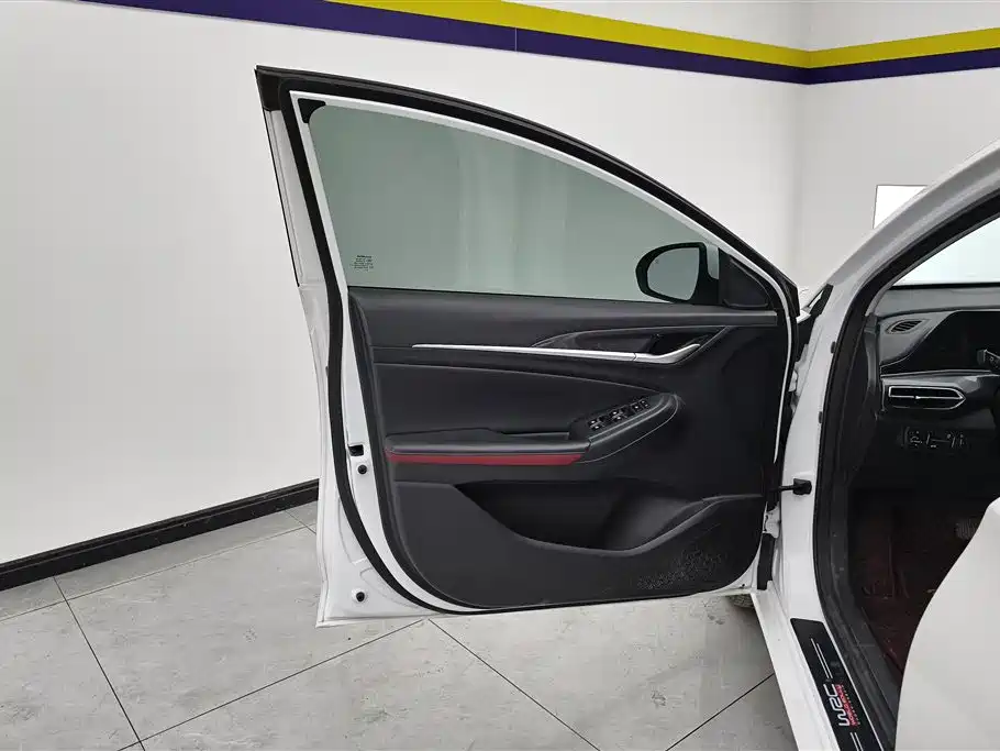 Changan Yidong 2020 PLUS Blue Whale NE 1.4T GDI DCT Premium Edition 2020 - thumbnail 7