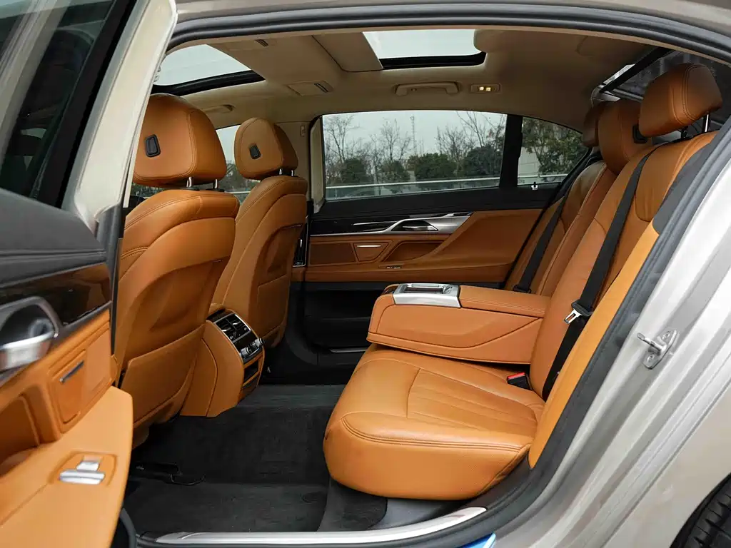 BMW BMW 7 Series 2016 730Li Leading Edition 2017 - thumbnail 13