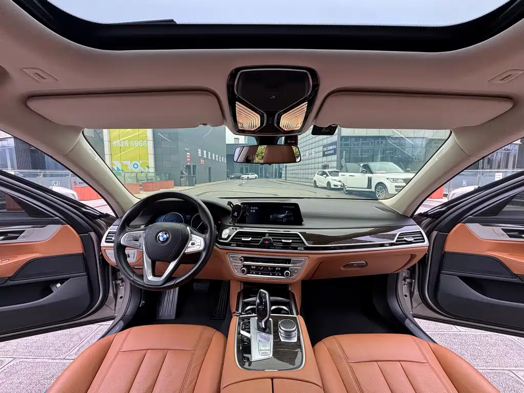 BMW BMW 7 Series 2016 730Li Leading Edition 2017 - thumbnail 14