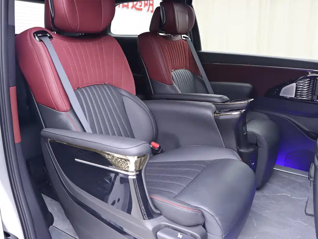 GAC Trumpchi GAC Trumpchi M8 2024 Master Series 400T Supreme Edition 2025 - thumbnail 12