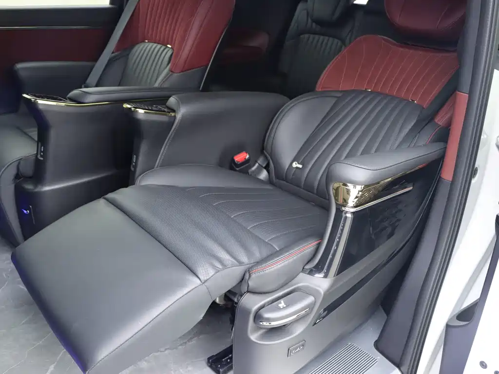 GAC Trumpchi GAC Trumpchi M8 2024 Master Series 400T Supreme Edition 2025 - thumbnail 15