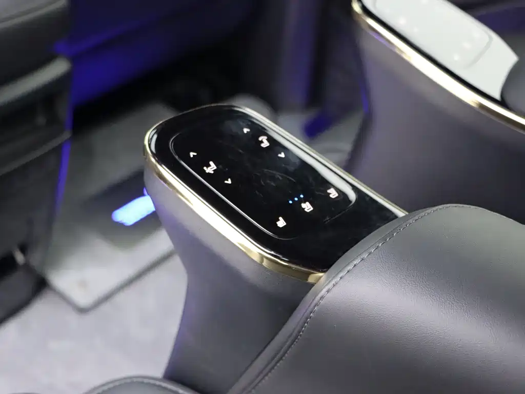 GAC Trumpchi GAC Trumpchi M8 2024 Master Series 400T Supreme Edition 2025 - thumbnail 19