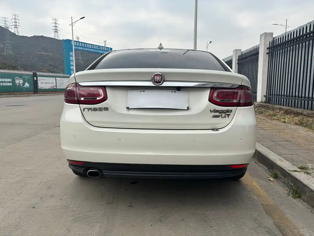 Fiat Fiat Viaggio 2012 1.4T Automatic Comfort Edition 2014 - thumbnail 5
