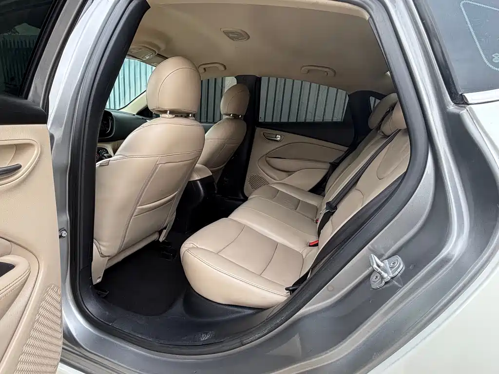 Fiat Fiat Viaggio 2012 1.4T Automatic Comfort Edition 2014 - thumbnail 8