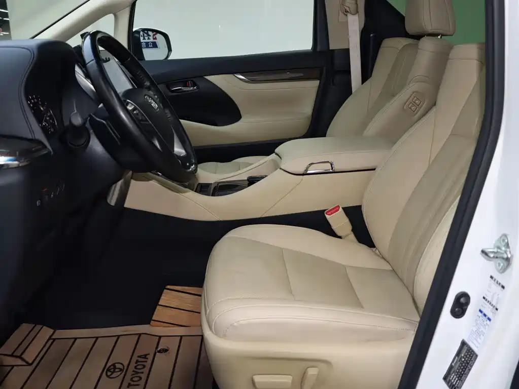 Toyota Alphard 2021 Crown Hybrid 2.5L HV Luxury Version 2023 - thumbnail 4