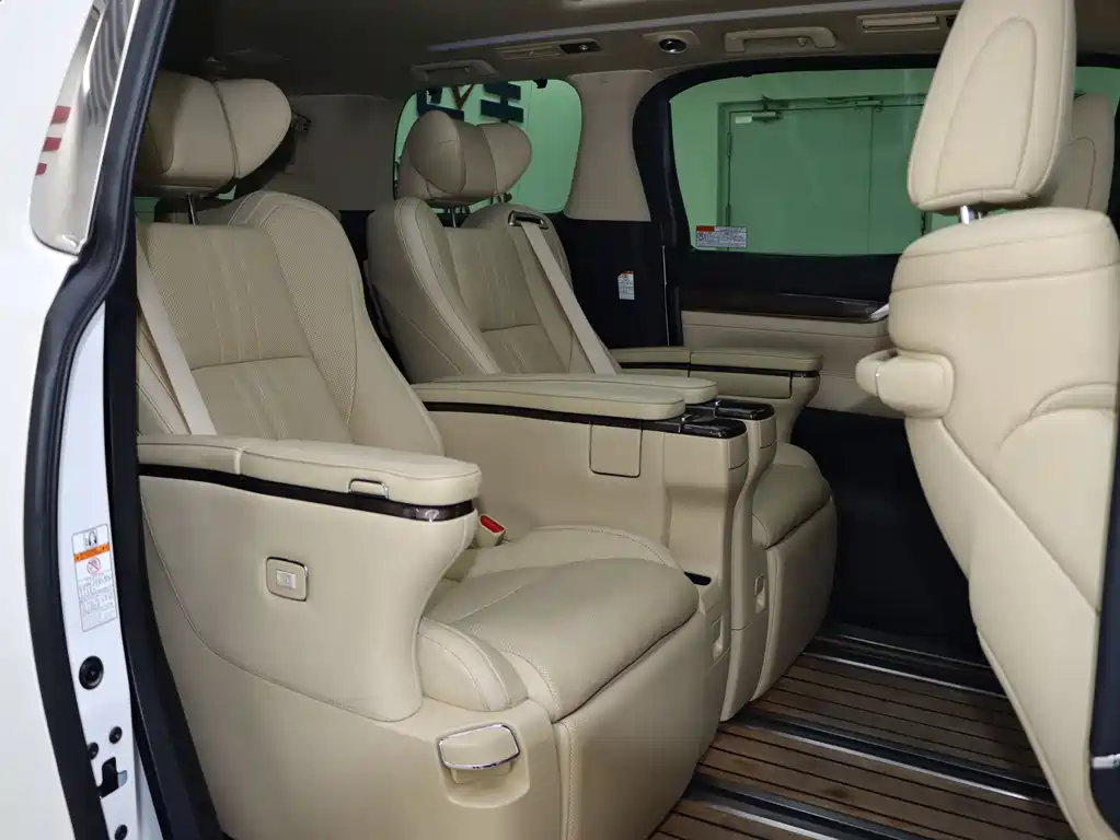 Toyota Alphard 2021 Crown Hybrid 2.5L HV Luxury Version 2023 - thumbnail 17