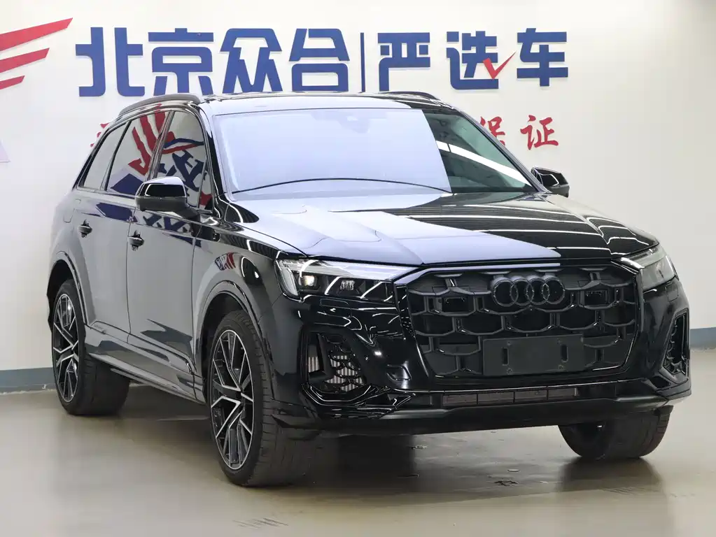 Audi Audi Q7 2025 55 TFSI quattro S line Black Knight Edition 2025 - thumbnail 2
