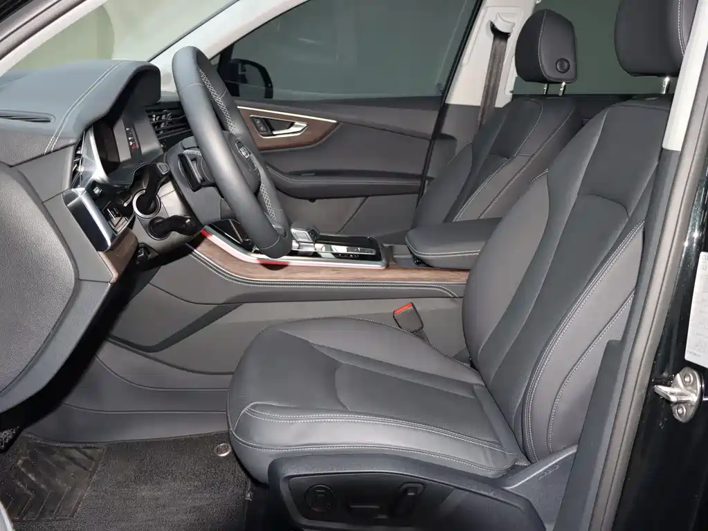 Audi Audi Q7 2025 55 TFSI quattro S line Black Knight Edition 2025 - thumbnail 5