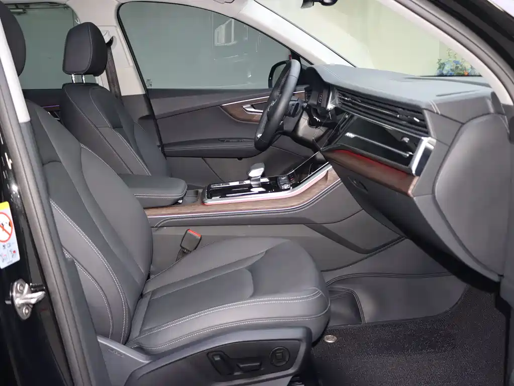 Audi Audi Q7 2025 55 TFSI quattro S line Black Knight Edition 2025 - thumbnail 13