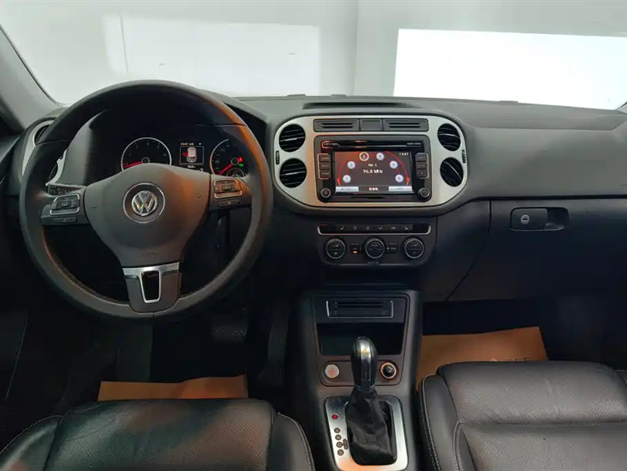 Volkswagen Tiguan 2016 300TSI Automatic 2WD Luxury Edition 2016 - thumbnail 12