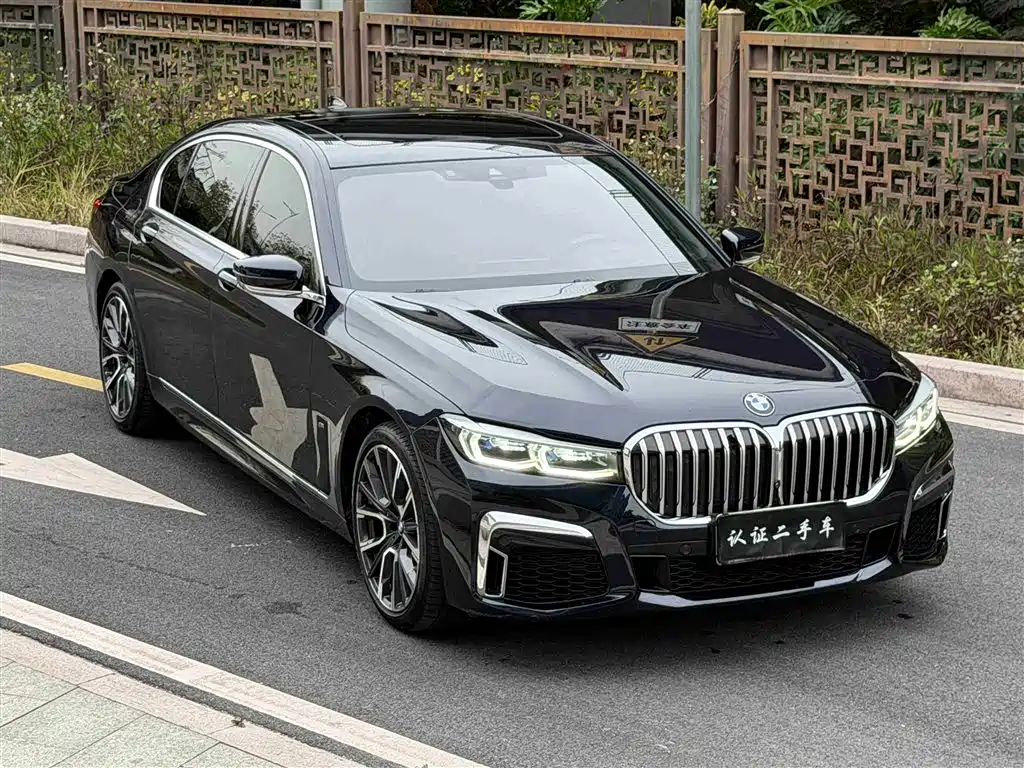 BMW BMW 7 Series 2021 740Li M Sport Package Premium Model 2021 - thumbnail 2