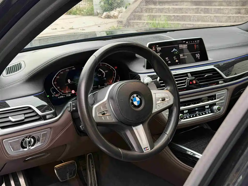 BMW BMW 7 Series 2021 740Li M Sport Package Premium Model 2021 - thumbnail 12