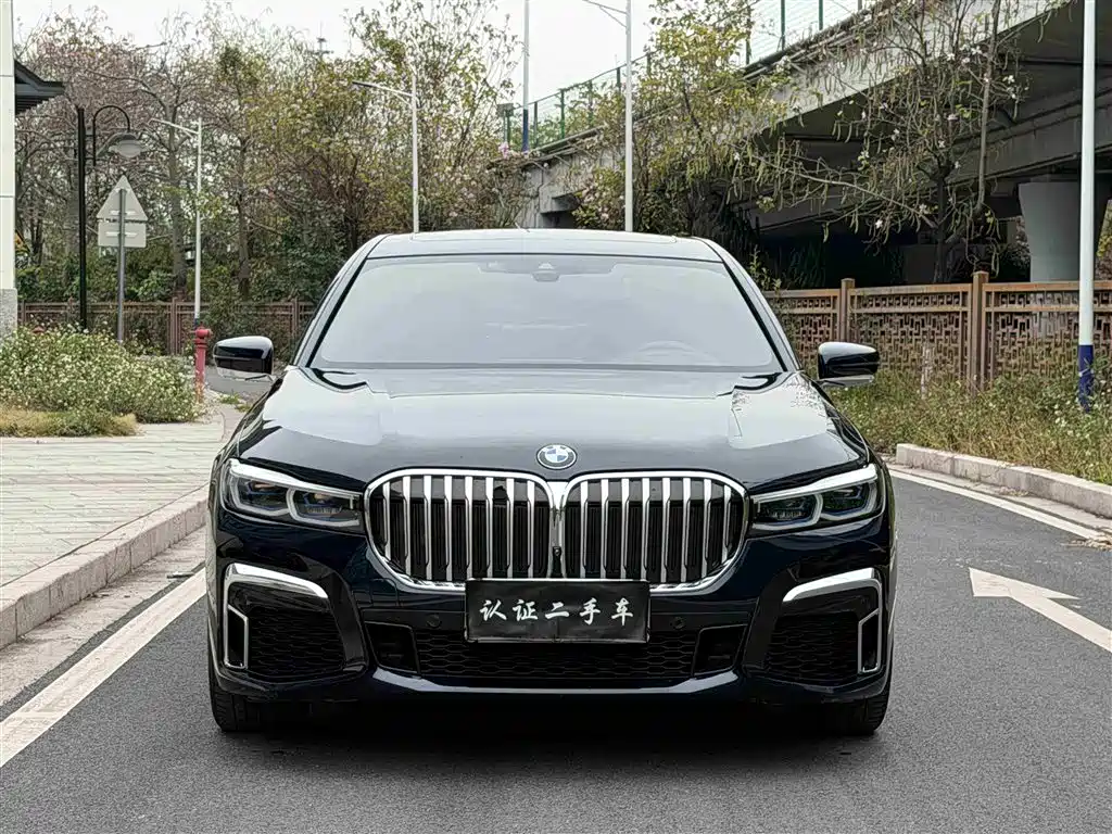 BMW BMW 7 Series 2021 740Li M Sport Package Premium Model 2021 - thumbnail 13