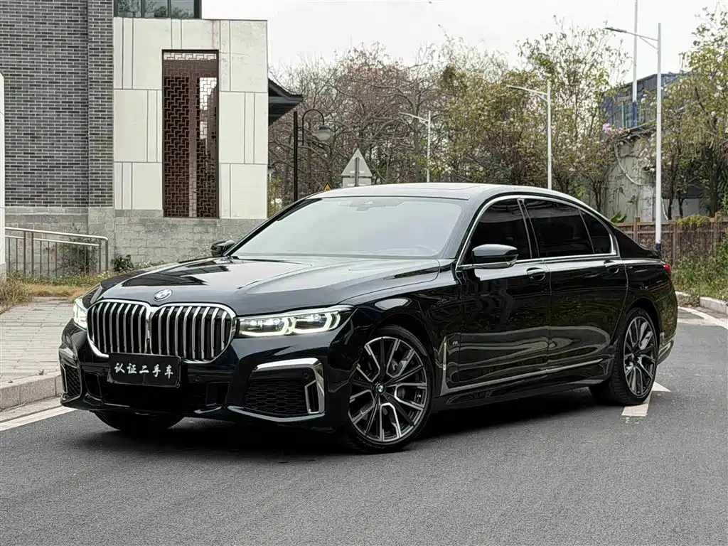 BMW BMW 7 Series 2021 740Li M Sport Package Premium Model 2021 - thumbnail 16