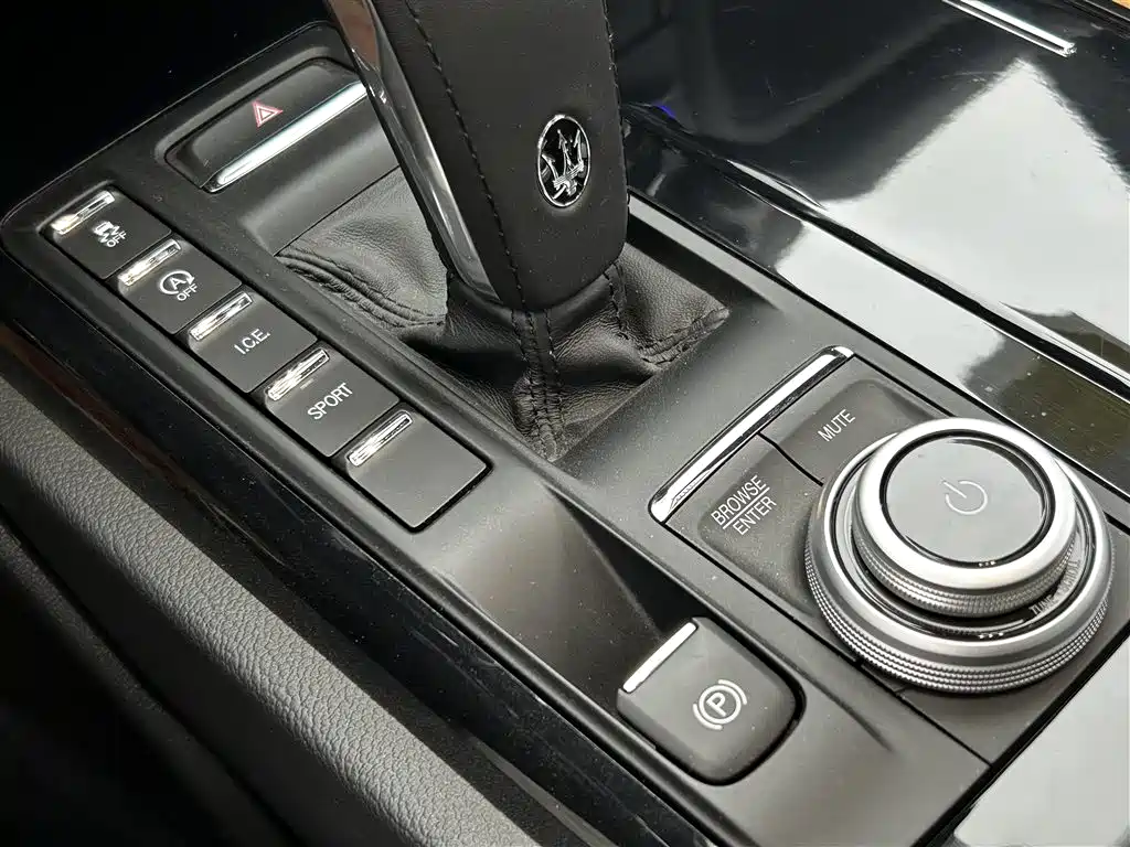 Maserati Maserati Ghibli 2022 3.0T Modena 2024 - thumbnail 27
