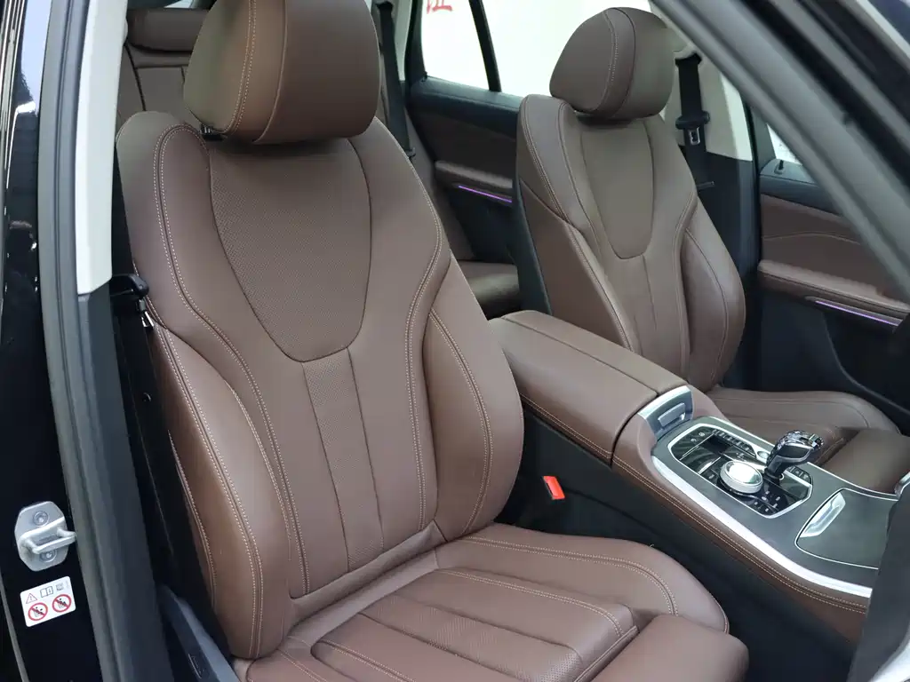 BMW BMW X5 Import 2021 Model Facelift xDrive40i M Sport Package 2022 - thumbnail 9