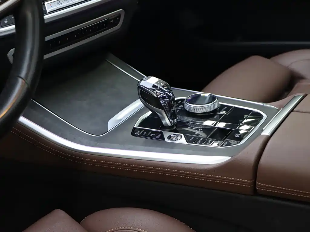BMW BMW X5 Import 2021 Model Facelift xDrive40i M Sport Package 2022 - thumbnail 10
