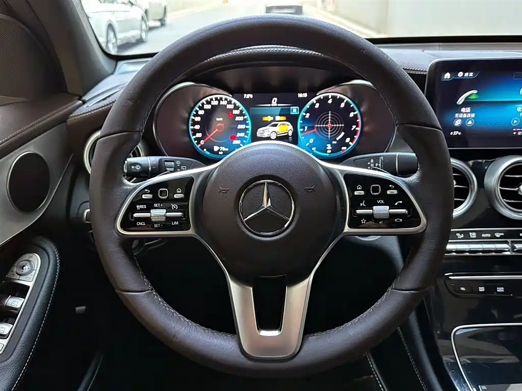 Mercedes-Benz Mercedes-Benz GLC 2021 GLC 260 L 4MATIC Dynamic Model 2021 - thumbnail 12