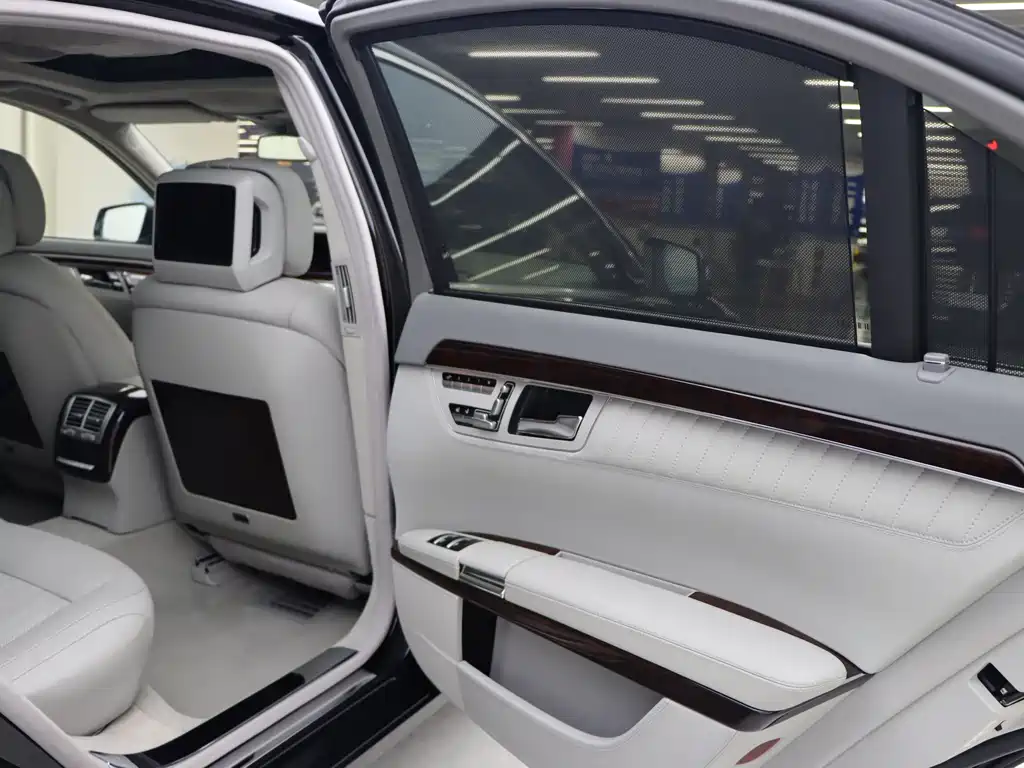 Mercedes-Benz Mercedes-Benz S-Class 2010 S 600 L 2010 - thumbnail 15