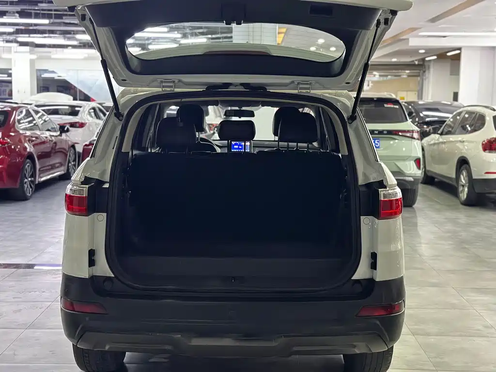 Dongfeng Foton DFSK Glory S560 2018 1.8L Manual Elite 7-seater 2018 - thumbnail 7
