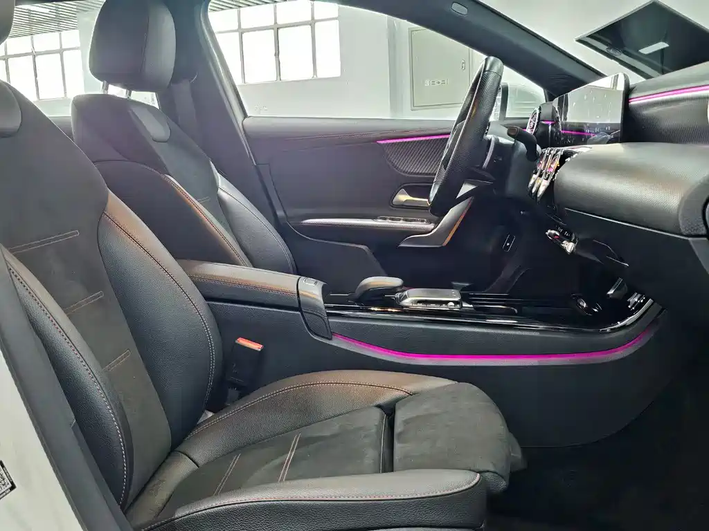Mercedes-Benz Mercedes-Benz A-Class 2024 A 200 L Fashion Edition 2024 - thumbnail 7