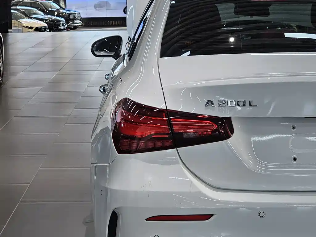 Mercedes-Benz Mercedes-Benz A-Class 2024 A 200 L Fashion Edition 2024 - thumbnail 8