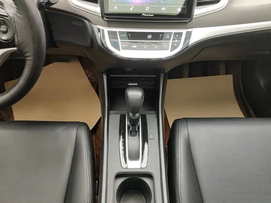 Honda Honda Jade 2020 1.8L Automatic Classic Edition 2019 - thumbnail 16