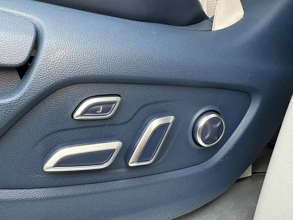 Roewe Roewe iMAX8 2021 400TGI Supreme Ultimate Edition 2021 - thumbnail 21