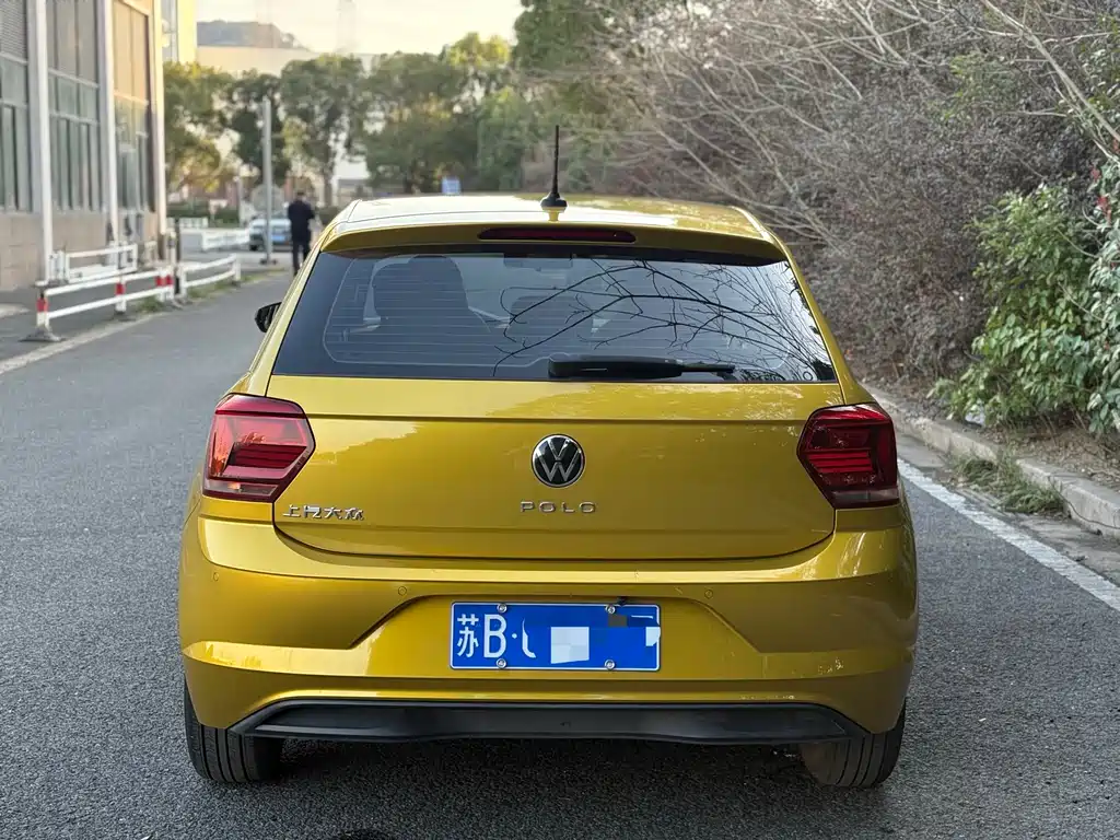 Volkswagen Volkswagen Polo 2021 Plus 1.5L Automatic Colorful Technology Edition 2021 - thumbnail 6