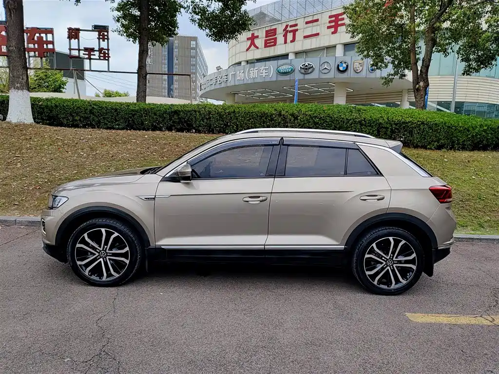 Volkswagen T-Roc 2022 280TSI DSG Front-Wheel Drive Comfort Plus 2022 - thumbnail 3