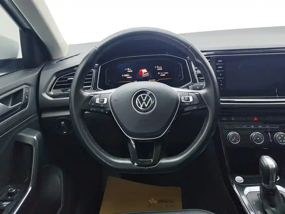 Volkswagen T-ROC 2021 280TSI DSG 2WD Comfort Intelligent Connectivity Edition 2021 - thumbnail 15