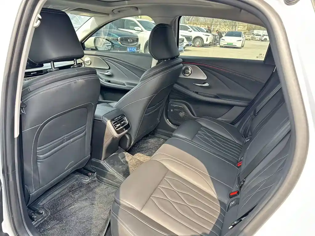 Chery Arrizo 8 2022 1.6T DCT Elegant 2023 - thumbnail 6