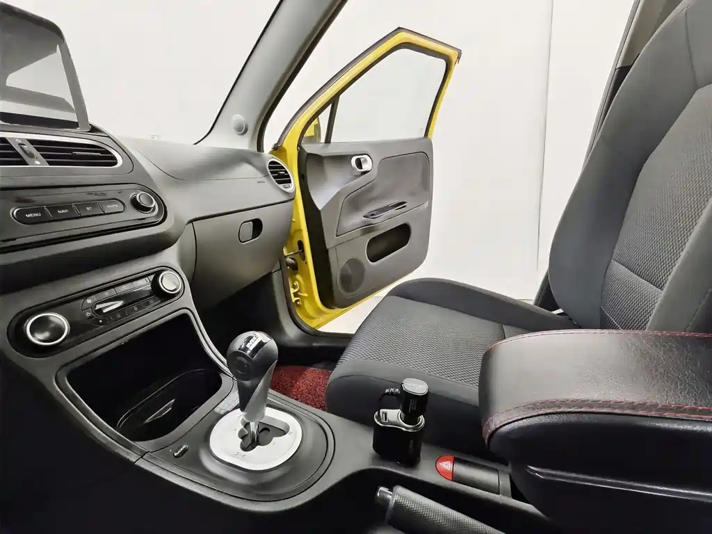 MG MG 3 2014 1.5L AMT Elite Edition 2015 - thumbnail 12